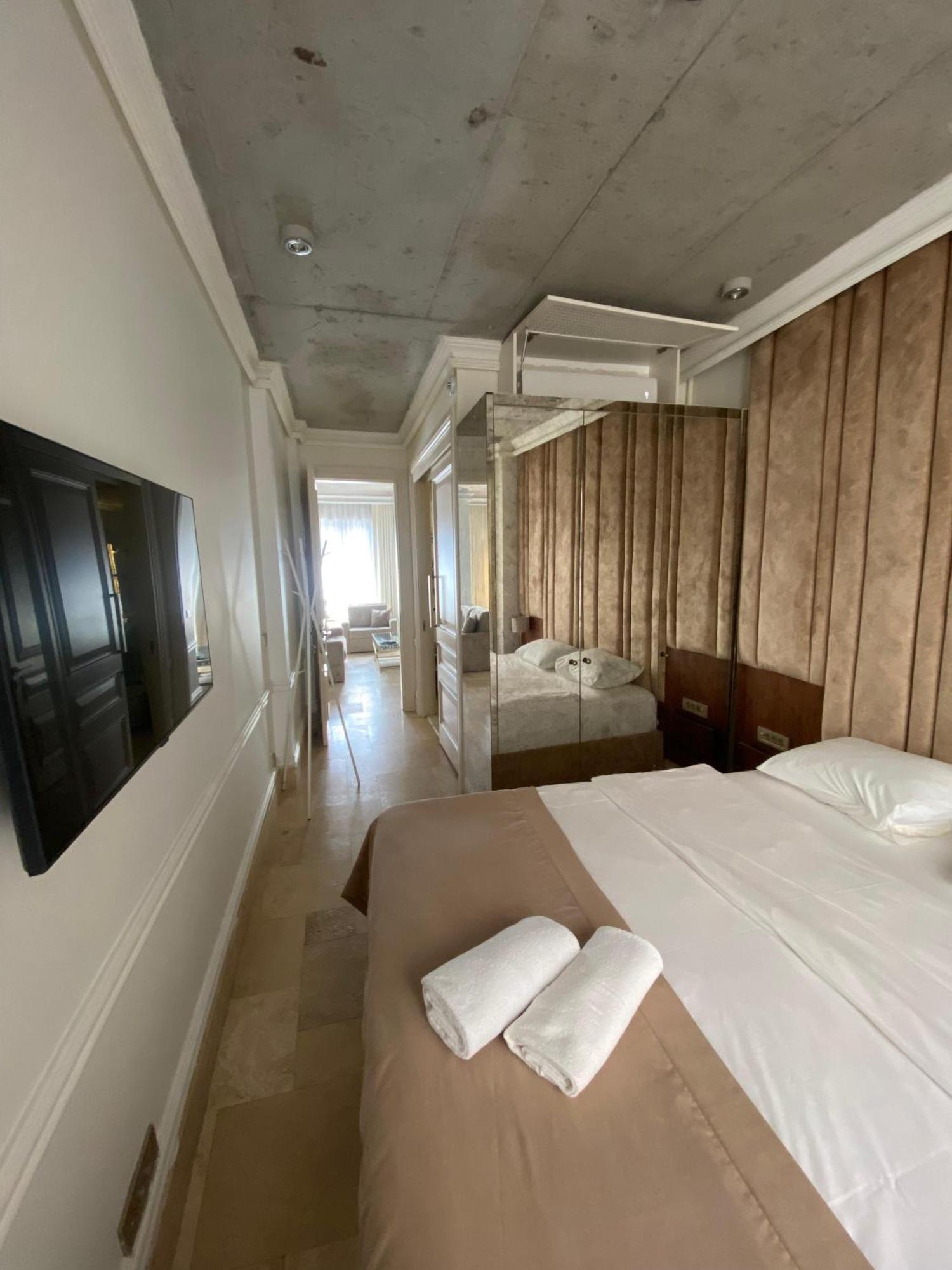 Ab Residences -Cihangir Luxury Antique Apartment Istanbul Exterior photo
